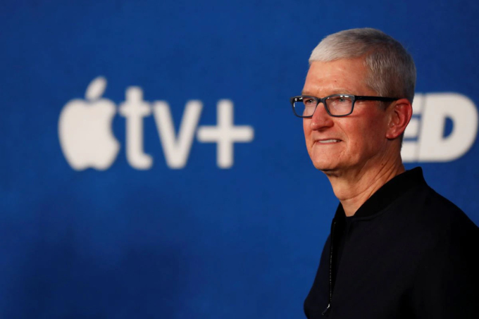 Tim Cook, CEO Apple, trong một sự kiện vào tháng 6/2021. Ảnh: Reuters