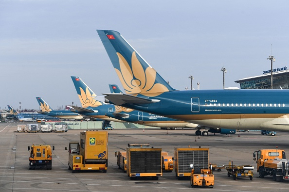 Vietnam Airlines khẩn cấp xin hỗ trợ đưa người Việt tại Ukraine về nước