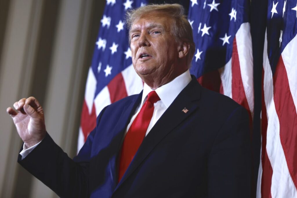 Trump kiện cựu luật sư Michael Cohen và đòi bồi thường thiệt hại 500 triệu USD
