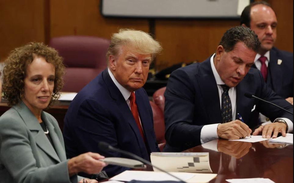 Trump tuyên bố không nhận tội trước bản cáo trạng 34 tội danh