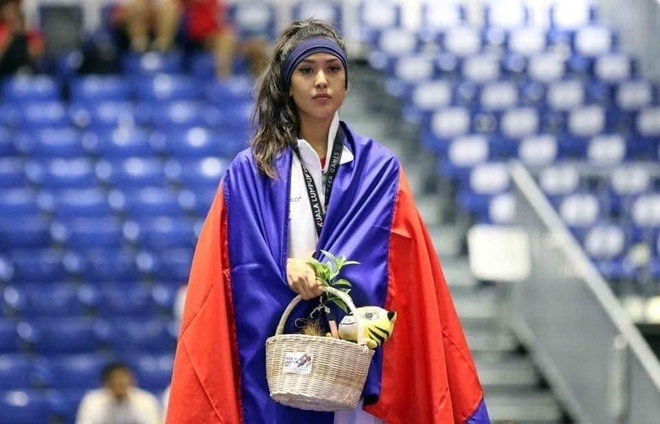 Sau thành công của nữ võ sĩ Sorn Seavmey, teakwondo Campuchia đã đặt niềm tin vào một "đóa hồng mới" tại kỳ SEA Games đặc biệt trên sân nhà.