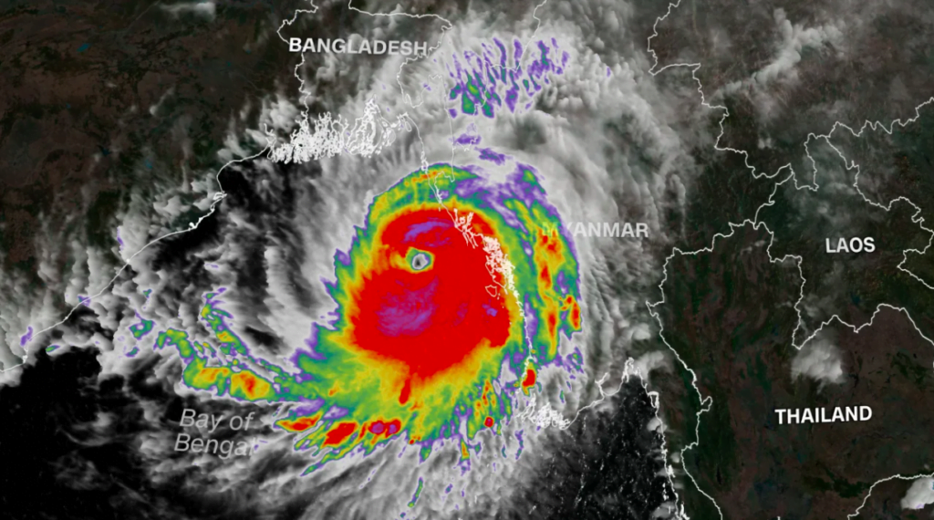 Bão nhiệt đới Mocha tấn công bờ biển Bangladesh và Myanmar