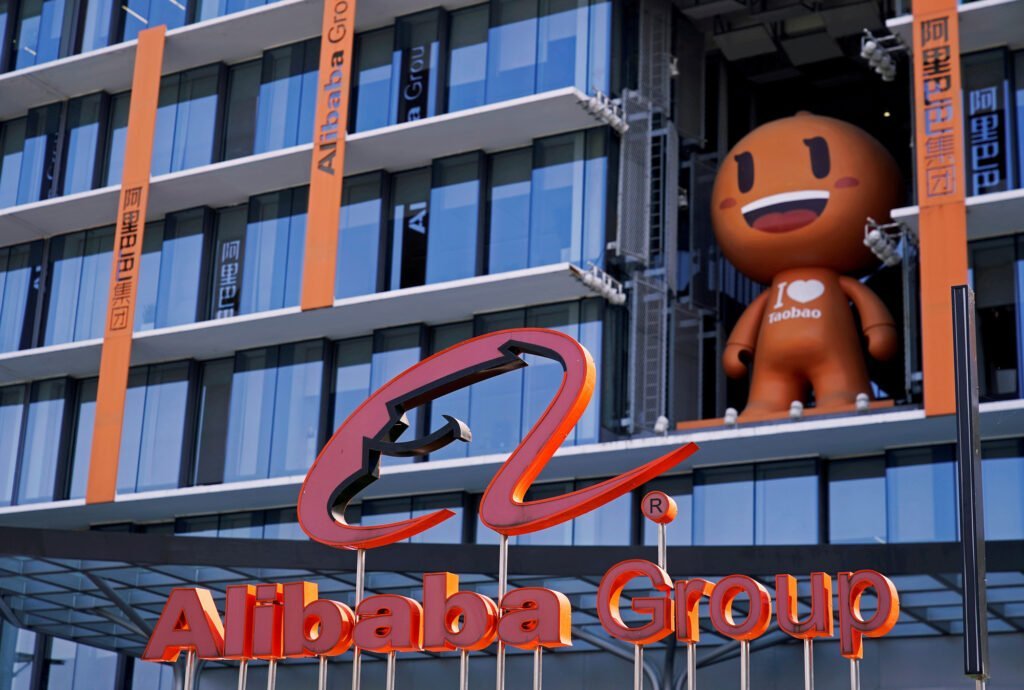 Giám đốc điều hành kiêm Chủ tịch tập đoàn Alibaba từ chức
