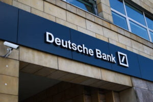 Deutsche Bank: Khủng hoảng tín dụng, Mỹ sắp chứng kiến làn sóng phá sản trên diện rộng