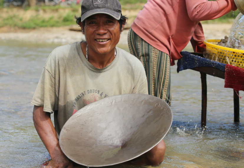 Đãi vàng sa khoáng | Tân Thế Kỷ