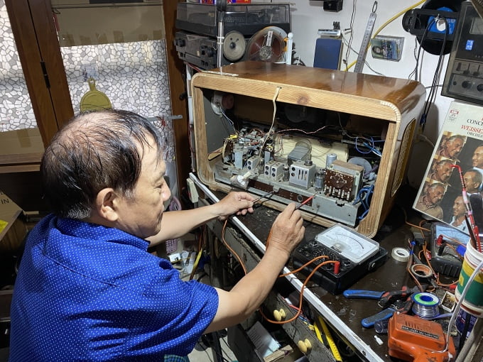 Người hồi sinh radio trăm tuổi