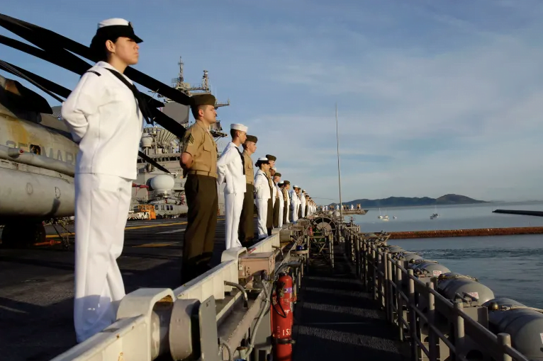 Hai lính Hải quân Mỹ bị bắt vì chia sẻ bí mật với Trung Quốc