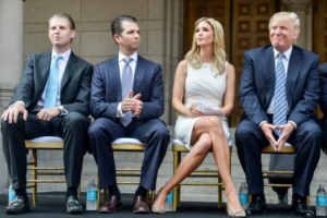 Ivanka, Don Jr và Eric sẽ ​​ra làm chứng trong vụ án dân sự của Donald Trump| Tân Thế Kỷ