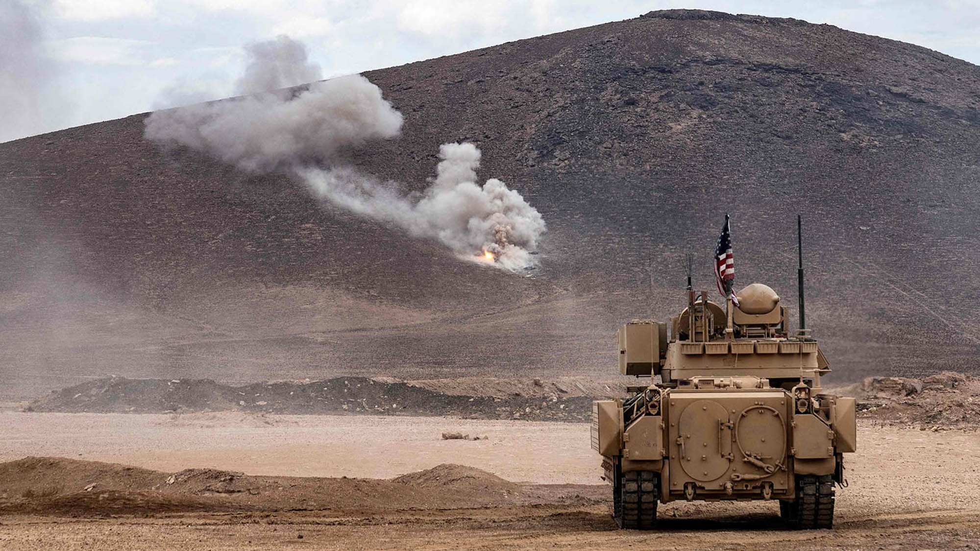 3 cuộc tấn công nhắm vào lực lượng Mỹ ở Iraq trong vòng 24 giờ| Tân Thế Kỷ| TTK NEWS