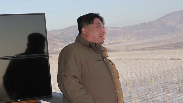 Triều Tiên không ngại phóng tên lửa hạt nhân nếu bị khiêu khích| Tân Thế Kỷ