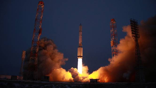 Mỹ tố Nga có vũ khí chống vệ tinh mới | Tân Thế Kỷ