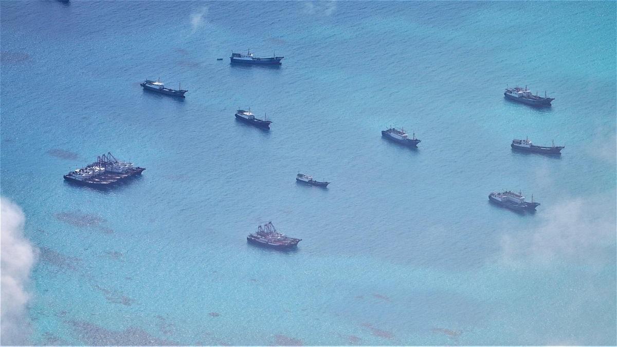 Philippines phát hiện 50 tàu Trung Quốc ở vùng biển tranh chấp ở Biển Đông| Tân Thế Kỷ| TTK NEWS