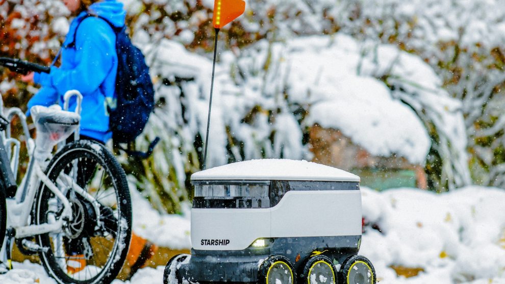 Robot giao hàng của Estonia sắp sửa thống trị thế giới ?| tân Thế Kỷ