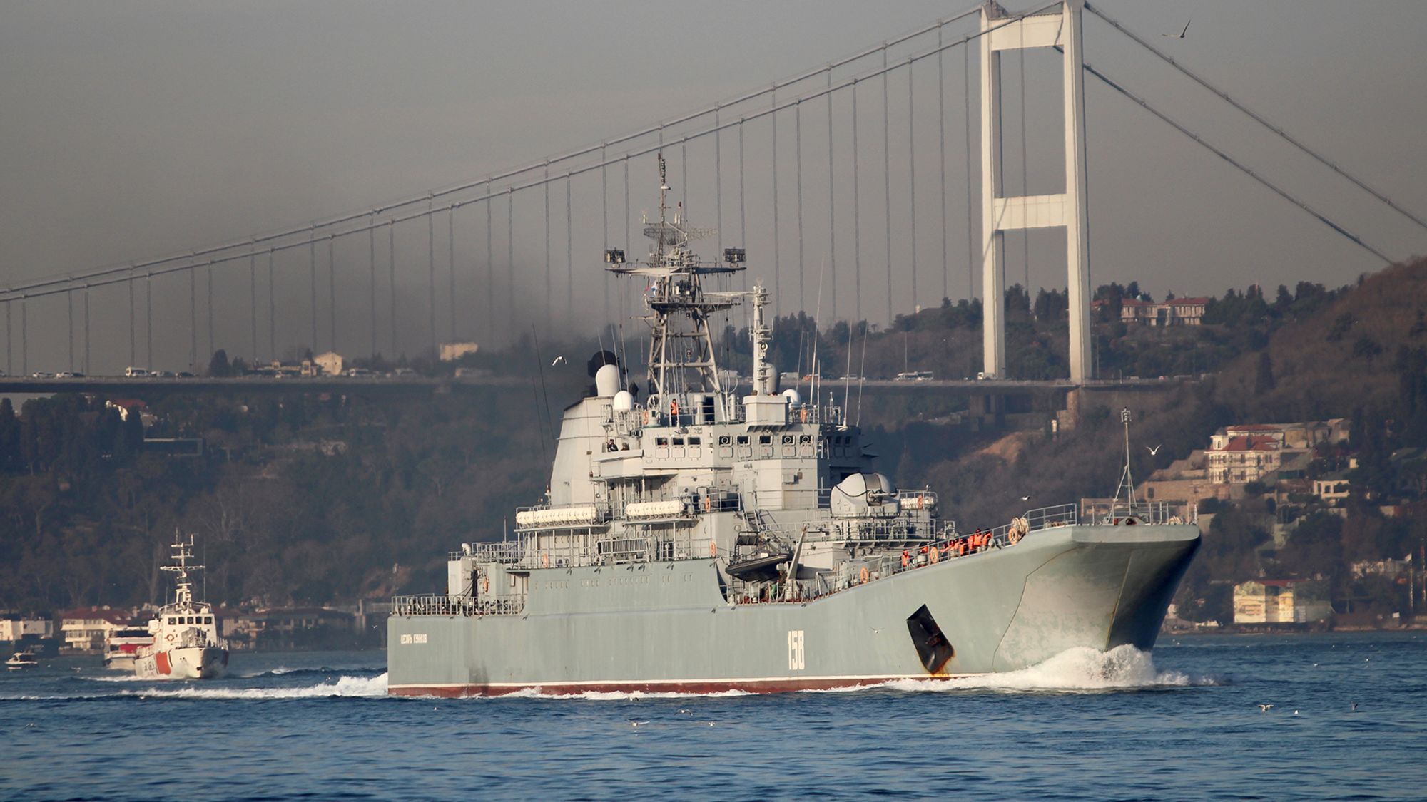 Ukraine tuyên bố vô hiệu hóa 1/3 Hạm đội Biển Đen | Tân Thế Kỷ