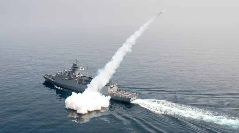Hàn Quốc phát triển tên lửa đạn đạo phóng từ tàu| Tân Thế Kỷ| TTK NEWS