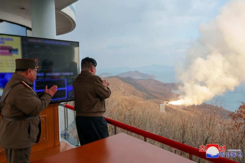 Triều Tiên thử động cơ tên lửa siêu thanh mới| Tân Thế Kỷ| TTK News