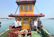 Sà lan chìm, 4 người chết ở vùng biển Lý Sơn