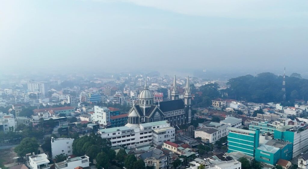 binh duong suong mu day dac se lanh mo ao nhu da lat 2