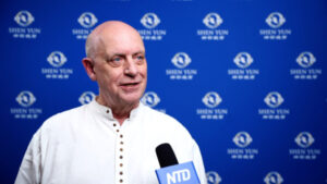 Nhà tiên tri Parker: 'Năng lượng của Shen Yun như những gì tôi thấy trong giấc mơ'