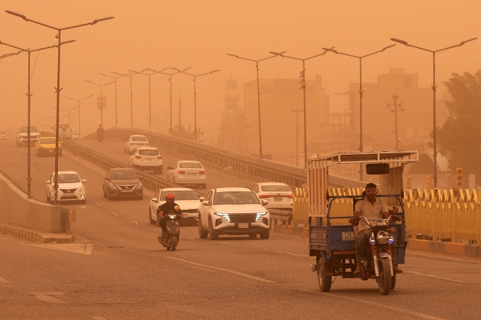 Bão cát càn quét Iraq, 1.800 người nhập viện trong một ngày