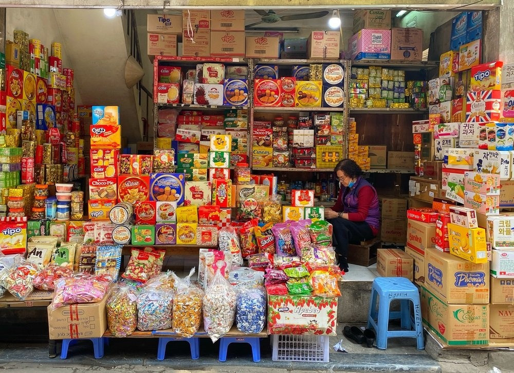 Từ 1/7: Chủ quán cà phê, tiệm tạp hoá thuộc đối tượng tham gia BHXH bắt buộc