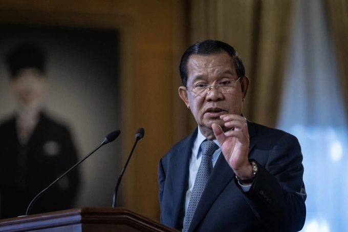 Ông Hun Sen cảnh báo hậu quả nếu Thái Lan chặn nguồn cung xăng