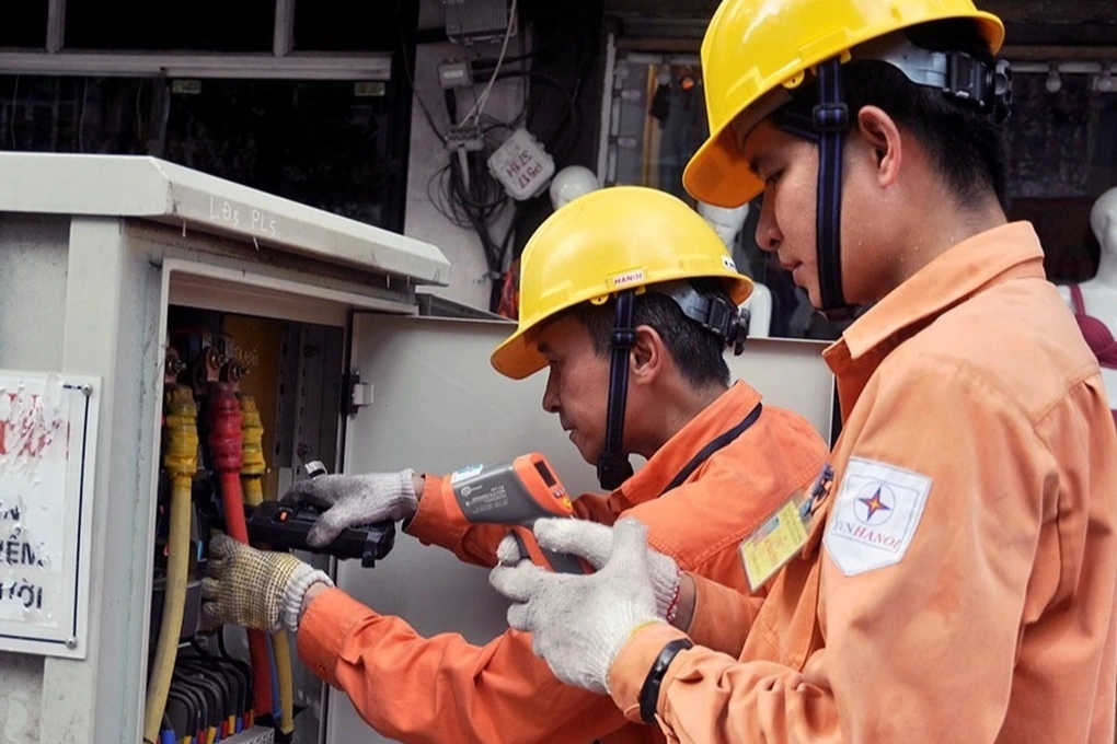 Bộ Công Thương chính thức đề xuất tính khoản lỗ của EVN vào giá điện