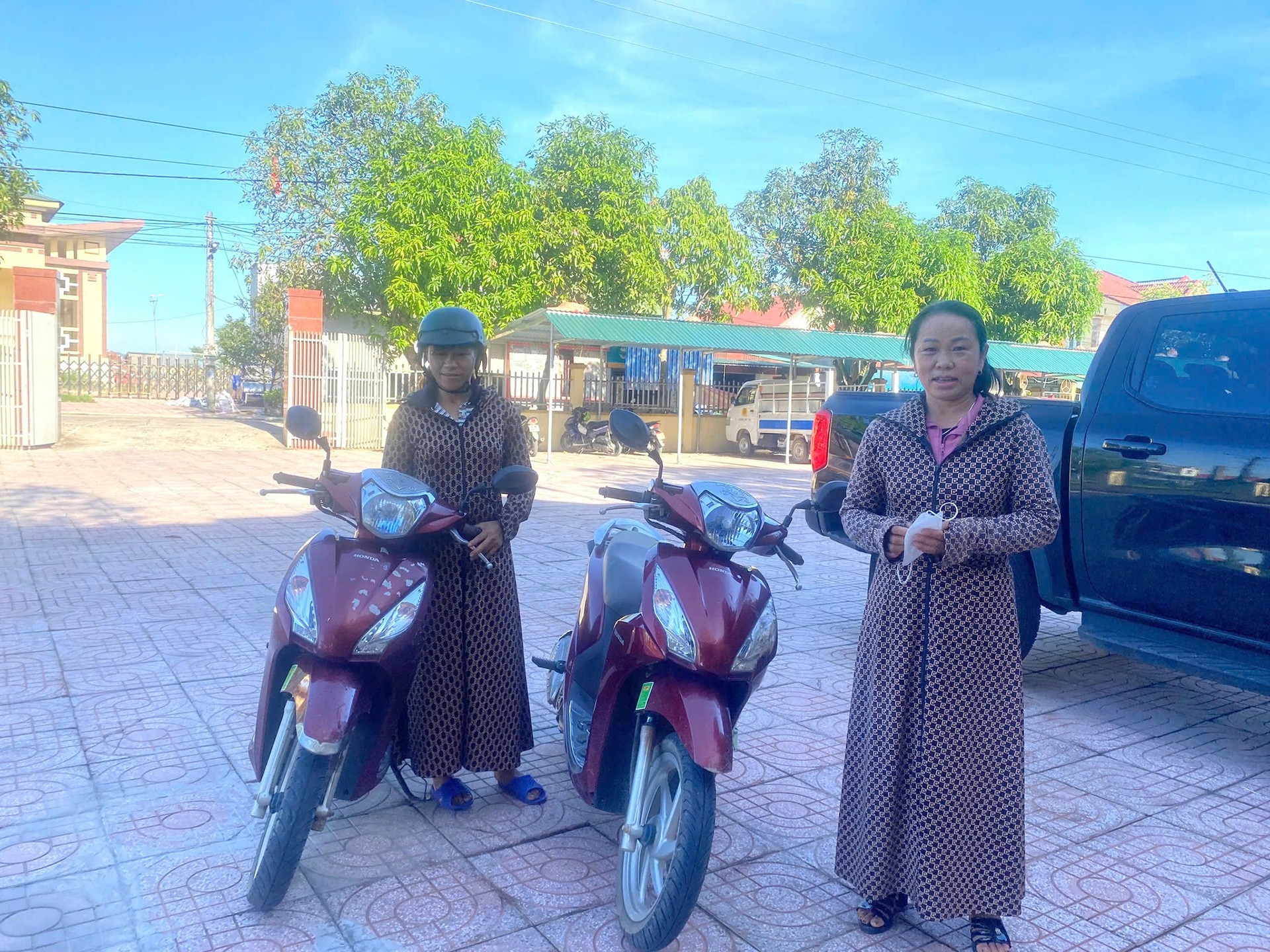 Trùng hợp khó tin: Hai người phụ nữ cùng năm sinh lấy nhầm xe của nhau