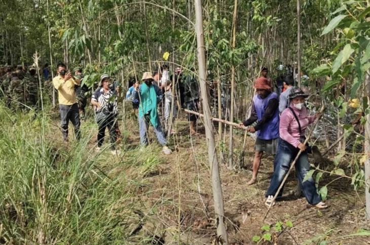 Thái Lan nói Campuchia tháo dỡ rào thép gai, Campuchia nói lính Thái làm bị thương 10 người dân