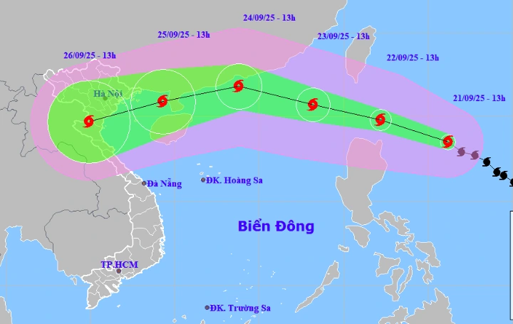 Bão Ragasa mạnh lên cấp 15, ngày mai 6 bộ họp ứng phó bão