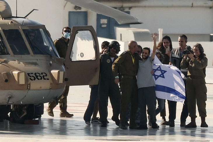 Sống sót qua ngục tù của Hamas: Lời kể của các con tin Israel