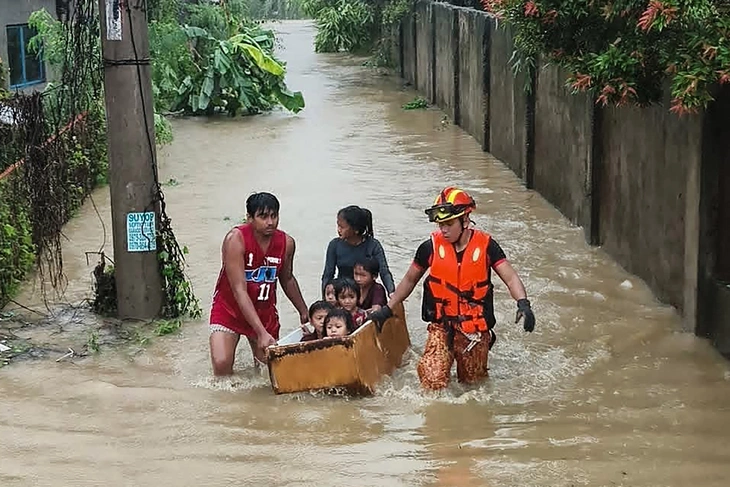 Bão Kalmaegi tàn phá miền trung Philippines, ít nhất 26 người thiệt mạng