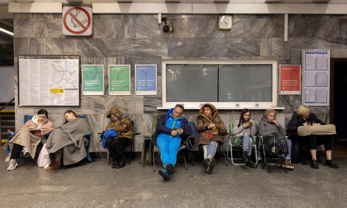 Nga tập kích quy mô lớn Kiev bằng 'tên lửa Kinzhal, Iskander'