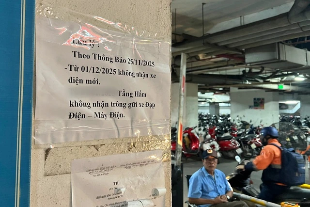UBND phường yêu cầu hủy lệnh cấm, nhưng chung cư HH Linh Đàm vẫn ngừng nhận xe điện