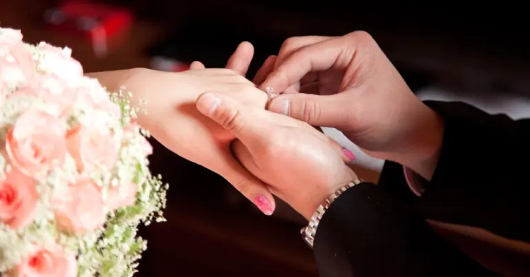 Vì sao hôn nhân ngày càng mong manh? Bởi vì chúng ta chỉ nói đến lợi ích mà quên mất “ân nghĩa”
